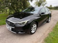 INFINITI Q30